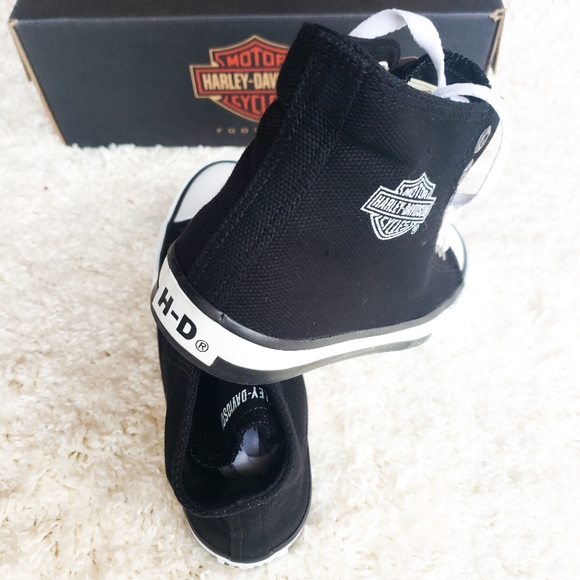 Harley-Davidson Women's Black Canvas Sneakers - Picture 5 of 6